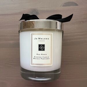 Jo Malone Red Roses Scented Candle 200g, 2.5in